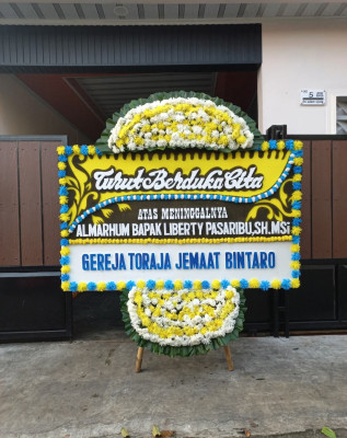 Papan Bunga Duka di Lalap