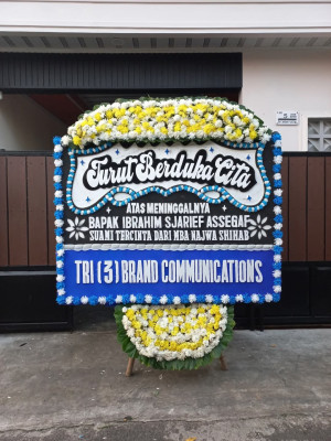 Papan Bunga Duka di Lalap